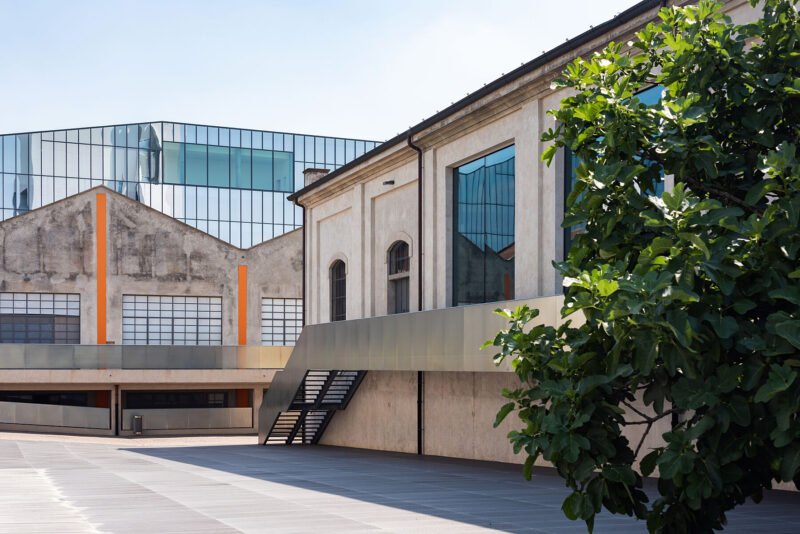 Milano Prada